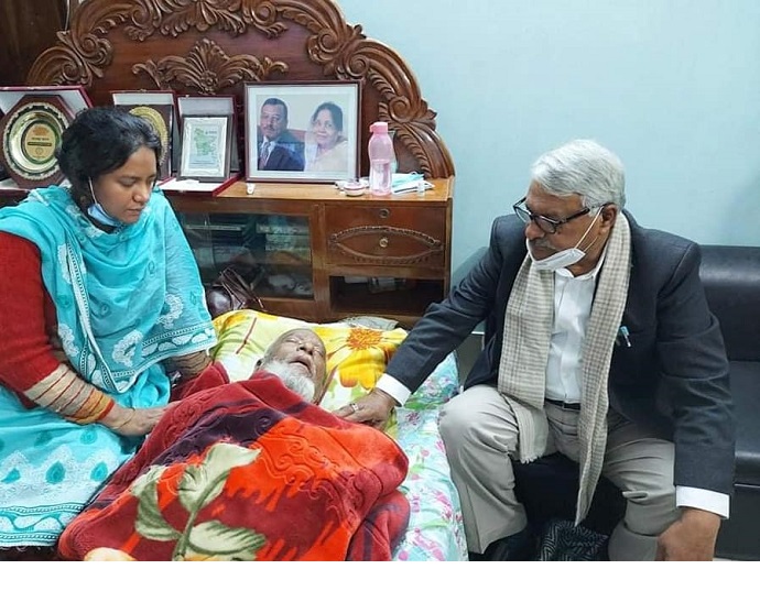 পাবনা শহরের আবুল হোসেন খান মোহন মুসলিমা শামস বনী ভাবীর বাবা আর নেই পাবনা শহরের আবুল হোসেন খান মোহন মুসলিমা শামস বনী ভাবীর বাবা আর নেই