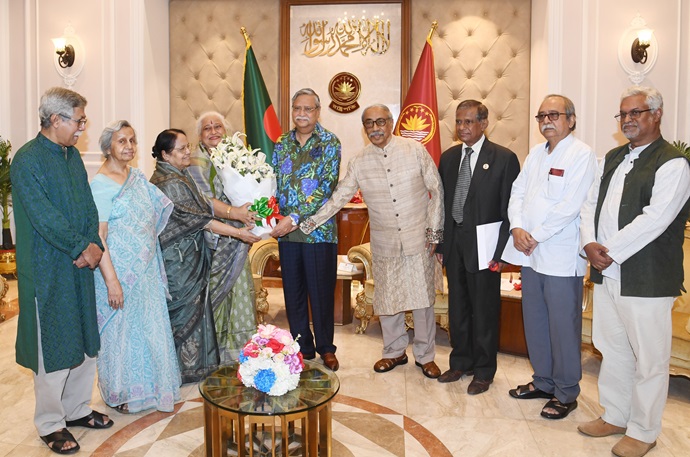 মুক্তিযুদ্ধ ও সাম্প্রদায়িক সম্প্রীতির চেতনা তৃণমূলে ছড়িয়ে দেয়ার আহ্বান রাষ্ট্রপতির