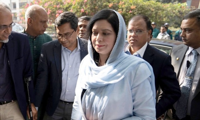 এভারকেয়ার থেকে মায়ের বাসায় জুবাইদা রহমান