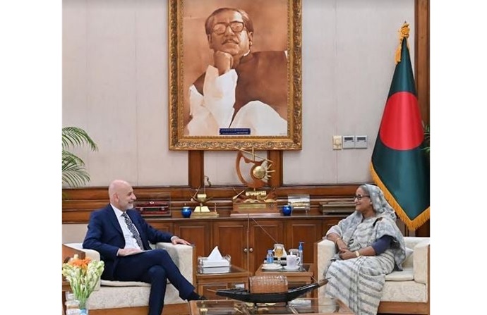 সন্ত্রাসের রাজত্ব কায়েমে ছাত্রদের ঢাল হিসেবে ব্যবহার করেছে জামায়াত-বিএনপি : প্রধানমন্ত্রী সন্ত্রাসের রাজত্ব কায়েমে ছাত্রদের ঢাল হিসেবে ব্যবহার করেছে জামায়াত-বিএনপি : প্রধানমন্ত্রী
