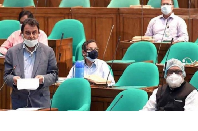 বীর মুক্তিযোদ্ধাদের মাসিক সম্মানী ২০ হাজার টাকা বীর মুক্তিযোদ্ধাদের মাসিক সম্মানী ২০ হাজার টাকা