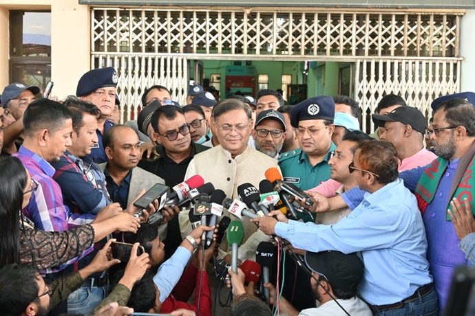 আউটরিচ প্রোগ্রামে দেশ ও উন্নয়নকে আরও কাছ থেকে দেখবেন বিদেশি কূটনীতিকরা : পররাষ্ট্রমন্ত্রী