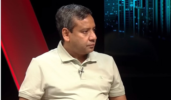 ড. ইউনূসের এই সফরের কোনো যৌক্তিকতা ছিল না : রনি ড. ইউনূসের এই সফরের কোনো যৌক্তিকতা ছিল না : রনি