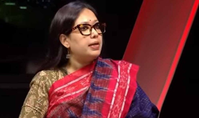 কাগজে-কলমে রাজনৈতিক দলকে নিষিদ্ধ করে লাভ নেই : রুমিন ফারহানা