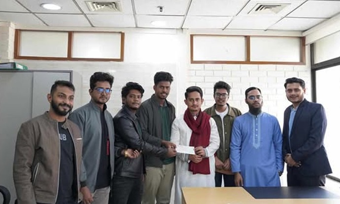 রাহাত ফতেহ আলীর কনসার্টের আয় জুলাই শহীদ স্মৃতি ফাউন্ডেশনে দান রাহাত ফতেহ আলীর কনসার্টের আয় জুলাই শহীদ স্মৃতি ফাউন্ডেশনে দান