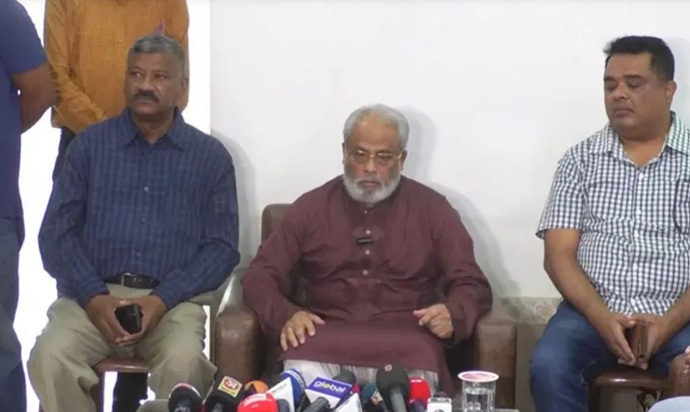 বাসভবনে হামলার উদ্দেশ্য ছিল ‘প্রাণনাশ’ : জি এম কাদের বাসভবনে হামলার উদ্দেশ্য ছিল ‘প্রাণনাশ’ : জি এম কাদের