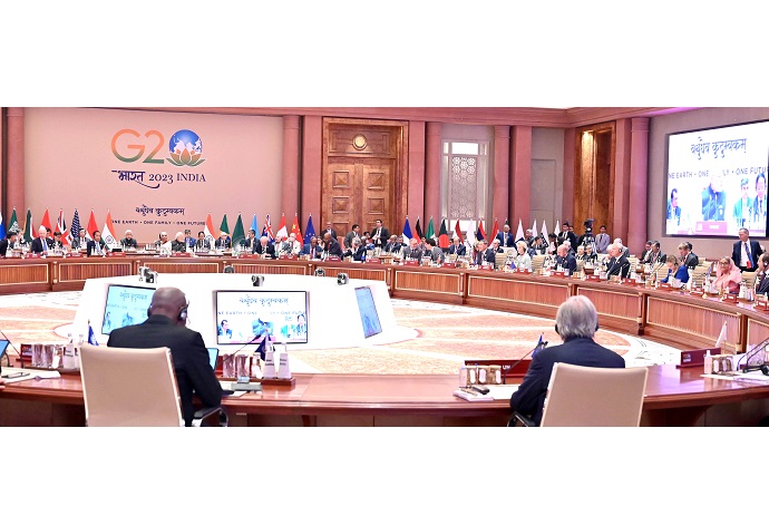 বৈশ্বিক সংকট মোকাবেলায় সমন্বিত উদ্যোগ গ্রহণের ওপর গুরুত্বারোপ প্রধানমন্ত্রীর