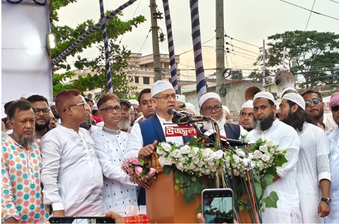 নির্বাচনের আগে ইসলামকে রাজনৈতিক ফায়দা লাভে ব্যবহারের চেষ্টা : সালাহউদ্দিন নির্বাচনের আগে ইসলামকে রাজনৈতিক ফায়দা লাভে ব্যবহারের চেষ্টা : সালাহউদ্দিন