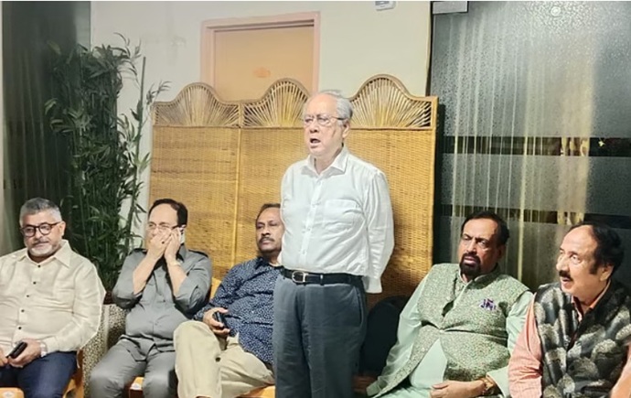 নেতা-কর্মীদের মতের মূল্য না দিলেও জি এম কাদের স্ত্রীর মতামত প্রাধান্য দেন: আনিসুল ইসলাম নেতা-কর্মীদের মতের মূল্য না দিলেও জি এম কাদের স্ত্রীর মতামত প্রাধান্য দেন: আনিসুল ইসলাম