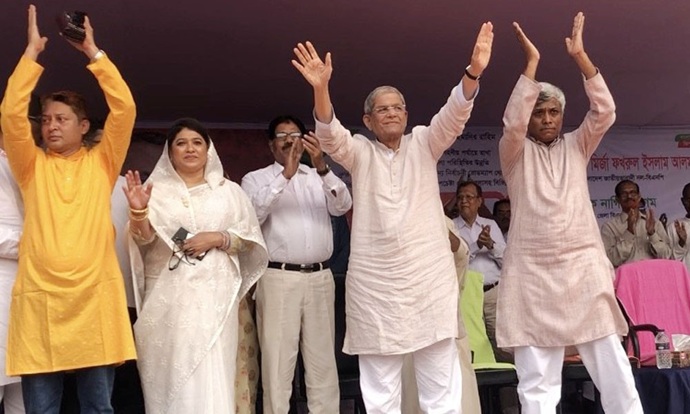 সরকারে বসে নির্বাচন করা যাবে না : মির্জা ফখরুল সরকারে বসে নির্বাচন করা যাবে না : মির্জা ফখরুল