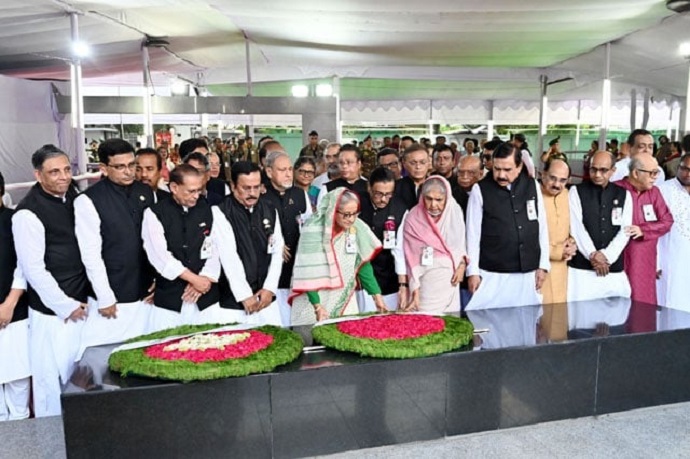 স্মার্ট বাংলাদেশ গড়ার অঙ্গীকার প্রধানমন্ত্রীর, বিএনপি-জামায়াতের বিরুদ্ধে দেশবাসীকে সতর্ক থাকার আহবান