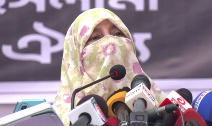 এমন নেতা আমরা বেছে নেব, যাদের হাতে দেশ ও জাতি নিরাপদ : জামায়াত আমিরের স্ত্রী