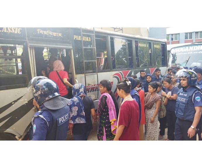 বান্দরবানে ব্যাংকে ডাকাতির ঘটনায় ৫২ জনকে জেলহাজতে প্রেরণ