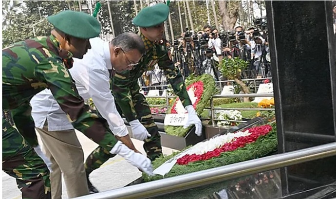 বিডিআর শহীদদের প্রতি প্রধানমন্ত্রীর শ্রদ্ধা নিবেদন