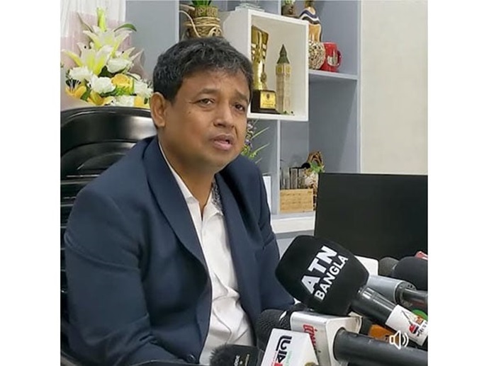 রিজভীকে খুঁজছি, শিগগিরই গ্রেফতার: ডিবিপ্রধান