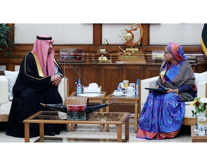 সৌদি আরবের কাছে আরও বিনিয়োগ চান প্রধানমন্ত্রী