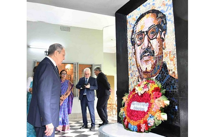 বঙ্গবন্ধুর প্রতি গভীর শ্রদ্ধা নিবেদন করেছেন ল্যাভরভ