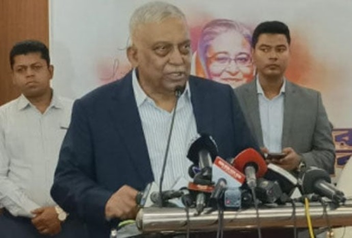 বিএনপি আবারও দেশকে অকার্যকর রাষ্ট্রে পরিণত করতে চায় : স্বরাষ্ট্রমন্ত্রী