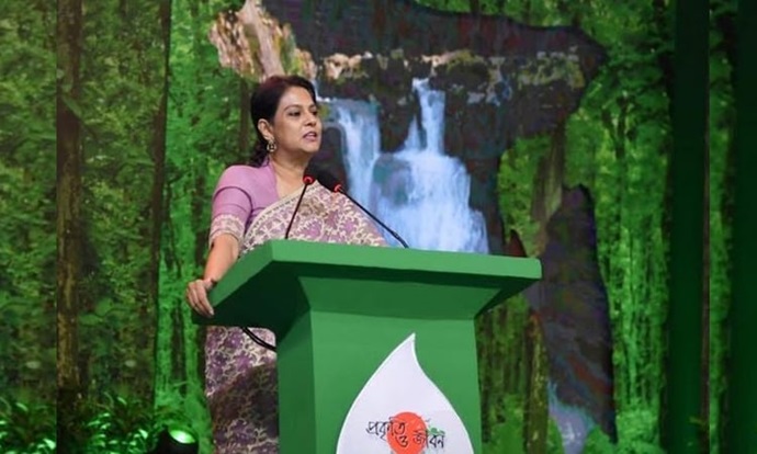 সরকার জনগণকে সাথে নিয়ে প্রকৃতি ও পরিবেশ রক্ষায় কাজ করছে: পরিবেশ উপদেষ্টা সরকার জনগণকে সাথে নিয়ে প্রকৃতি ও পরিবেশ রক্ষায় কাজ করছে: পরিবেশ উপদেষ্টা