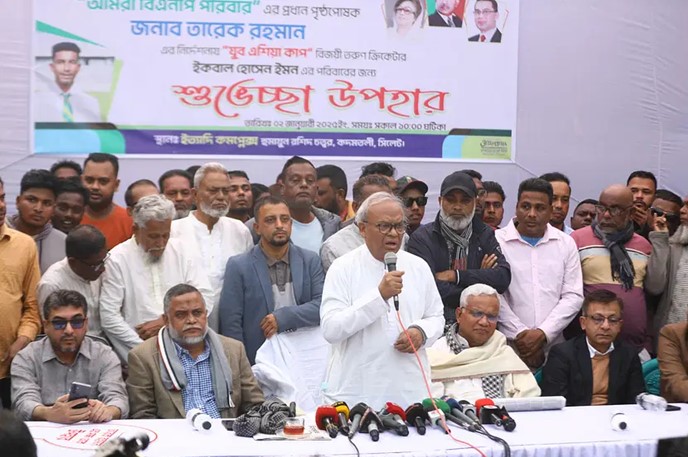 একাত্তরে আপনাদের ভূমিকা কী ছিল, জামায়াতের উদ্দেশে রিজভীর প্রশ্ন একাত্তরে আপনাদের ভূমিকা কী ছিল, জামায়াতের উদ্দেশে রিজভীর প্রশ্ন