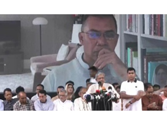 নির্বাচনের আগে তারেক রহমান দেশে আসবেন, আমাদের পথ দেখাবেন : মির্জা ফখরুল নির্বাচনের আগে তারেক রহমান দেশে আসবেন, আমাদের পথ দেখাবেন : মির্জা ফখরুল