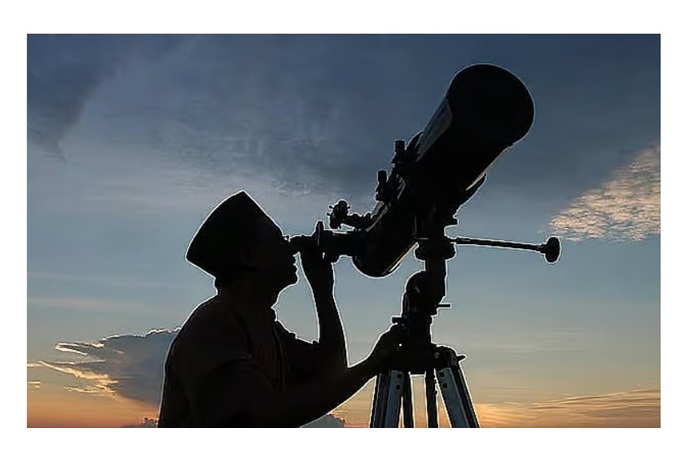 চাঁদ দেখা যায়নি, সৌদি আরবে ঈদ শুক্রবার