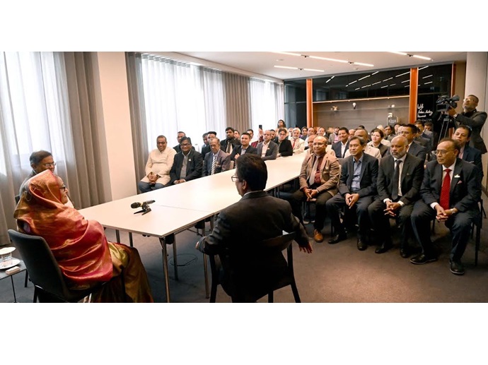 দেশের সমৃদ্ধির বিরুদ্ধে ষড়যন্ত্রের উপযুক্ত জবাব দিন : প্রবাসীদের প্রতি প্রধানমন্ত্রী