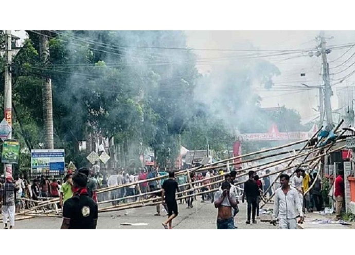 গোপালগঞ্জে সহিংসতা ও মৃত্যুর ঘটনায় সরকারের তদন্ত কমিটি গোপালগঞ্জে সহিংসতা ও মৃত্যুর ঘটনায় সরকারের তদন্ত কমিটি