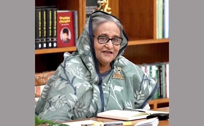 গুজবের বিরুদ্ধে সাংবাদিকদের সতর্ক থাকার আহ্বান প্রধানমন্ত্রীর