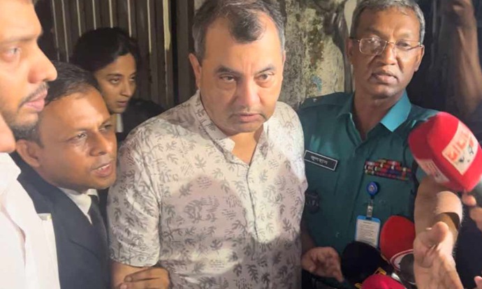 গ্রেপ্তারের দুই দিন পরই জামিনে মুক্ত সাবেক মন্ত্রী সাবের হোসেন গ্রেপ্তারের দুই দিন পরই জামিনে মুক্ত সাবেক মন্ত্রী সাবের হোসেন