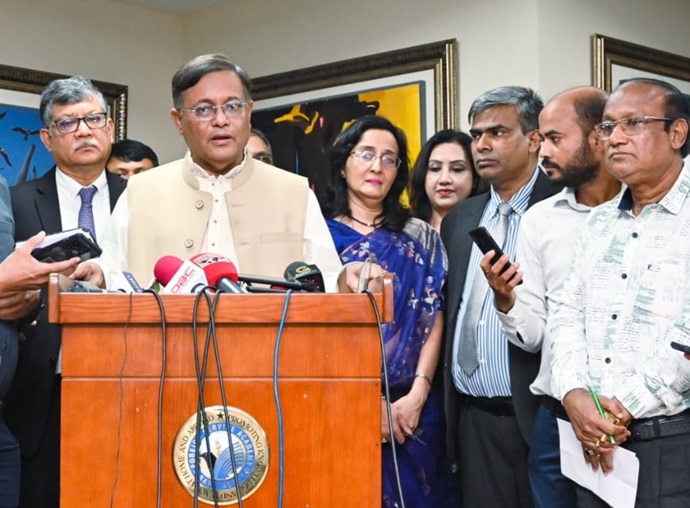 দুর্নীতি নিয়ে বিএনপির বক্তৃতাই বড় কৌতুক : পররাষ্ট্রমন্ত্রী দুর্নীতি নিয়ে বিএনপির বক্তৃতাই বড় কৌতুক : পররাষ্ট্রমন্ত্রী