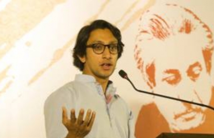 বঙ্গবন্ধু শেখ মুজিবুর রহমানের দৌহিত্র ও সিআরআইয়ের ট্রাস্টি রাদওয়ান মুজিব সিদ্দিক। বঙ্গবন্ধু শেখ মুজিবুর রহমানের দৌহিত্র ও সিআরআইয়ের ট্রাস্টি রাদওয়ান মুজিব সিদ্দিক।