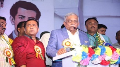 বিএনপি ষড়যন্ত্রের মাধ্যমে ক্ষমতায় যেতে চায় : আসাদুজ্জামান খান