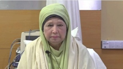 দেশবাসীর কাছে দোয়া চেয়েছেন খালেদা জিয়া দেশবাসীর কাছে দোয়া চেয়েছেন খালেদা জিয়া