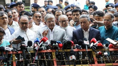 প্রধান উপদেষ্টার সঙ্গে বৈঠকে সন্তুষ্ট নয় বিএনপি