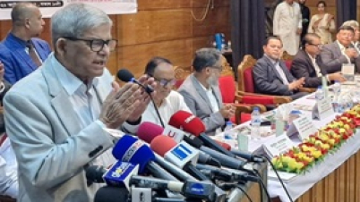 রাজনীতিতে অনৈক্যের সুর : মির্জা ফখরুল