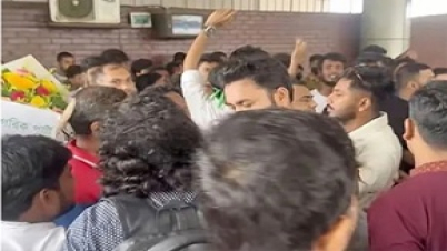 দুর্ব্যবহারের অভিযোগে সংবাদ সম্মেলন বর্জন সাংবাদিকদের, এনসিপির