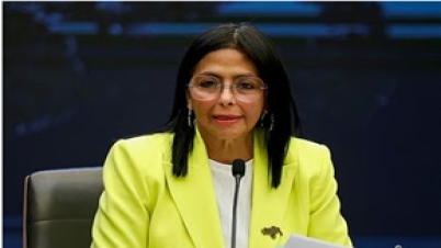 ভেনেজুয়েলার অন্তর্বর্তী প্রেসিডেন্ট হিসেবে শপথ নিলেন দেলসি