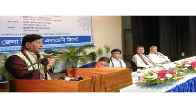 পৃথিবীর আর কোথাও রাষ্ট্রদূতরা দলবেঁধে মন্তব্য করে বেড়ায় না :