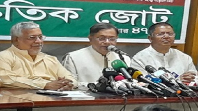 মুক্তিযোদ্ধার ছদ্মাবরণে জিয়াউর রহমান ছিলেন পাকিস্তানের চর :