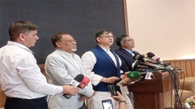 ৭১-এর সঙ্গে ২৪-কে একই কাতারে রাখা সমীচীন নয় : সালাহউদ্দিন আহমেদ