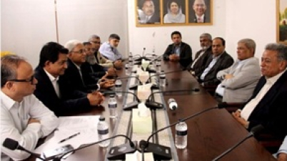 বিএনপির নেতাদের সঙ্গে ব্যবসায়ীদের বৈঠক