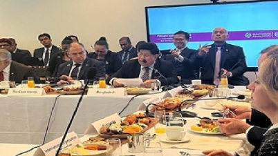 জলবায়ু অভিবাসীদের সহায়তায় আন্তর্জাতিক অর্থায়নের উপর গুরুত্বারোপ