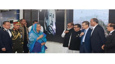 ইতালি সফর শেষে দেশে ফিরেছেন প্রধানমন্ত্রী