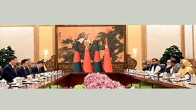 চীনের প্রেসিডেন্ট শি, প্রধানমন্ত্রী কিয়াং-এর সঙ্গে বৈঠক করেছেন