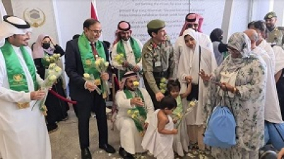 ৮২৯ হজযাত্রী সৌদি আরবে পৌঁছেছেন