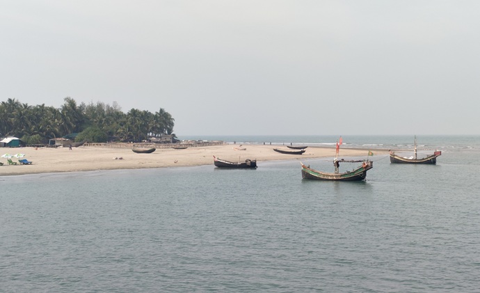 আজ থেকে সেন্টমার্টিনে পর্যটক যাতায়াত বন্ধ আজ থেকে সেন্টমার্টিনে পর্যটক যাতায়াত বন্ধ